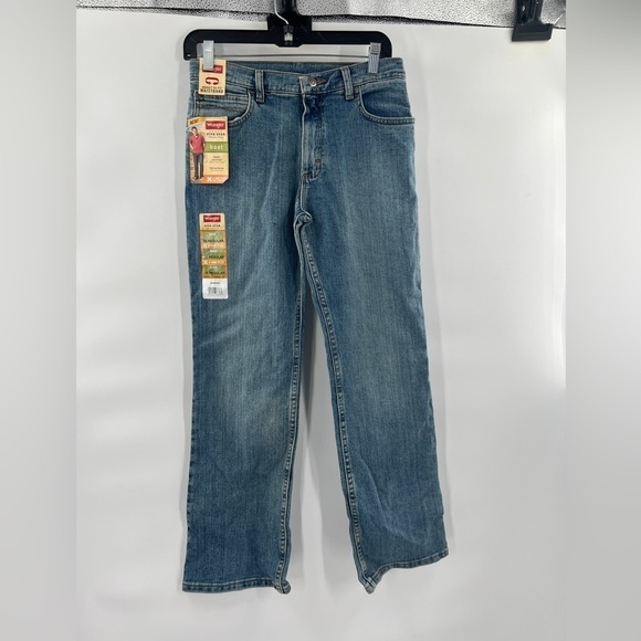 Wrangler relaxed seat & thigh blue jeans size 16R - Picture 1 of 9